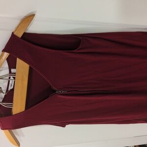 Reitmans Long Length Sleeveless Blouse - fits like a medium